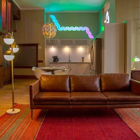 Апарт отель School 31 Lofts Рочестер Экстерьер фото