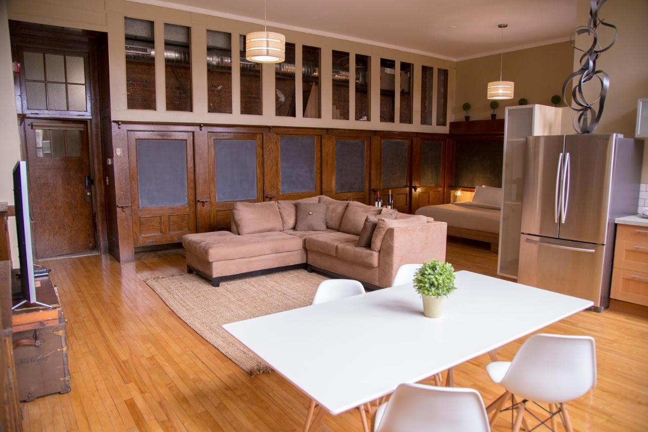Апарт отель School 31 Lofts Рочестер Экстерьер фото