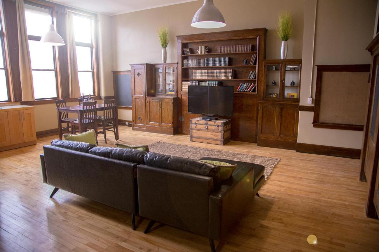 Апарт отель School 31 Lofts Рочестер Экстерьер фото
